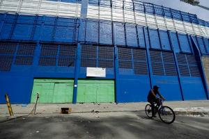 Multan a equipos salvadoreños por uso de pólvora en estadio donde murieron 12 aficionados