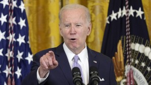 “Cállate, muchacho”: Biden interrumpe a un invitado durante un evento con motivo del fin del Ramadán (VIDEO)