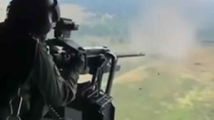 Insólito caso en Colombia: ametralladora se desprendió de helicóptero durante operativo militar (VIDEO)