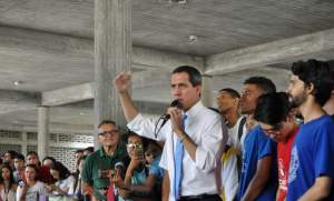 “La UCV dará hoy un ejemplo de democracia”: Guaidó envió mensaje a ucevistas en las elecciones de este #26May