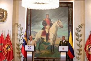 Reunión entre Padrino López y el ministro de Defensa de Colombia sobre el crimen en la frontera