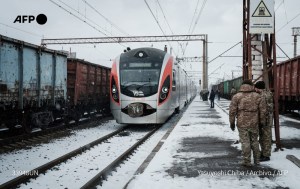 Tren de carga ruso descarrila debido a “artefacto explosivo” cerca de Ucrania