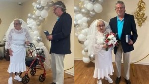 Sueño cumplido en Ohio: Abuela se casó a los 77 años… con ella misma