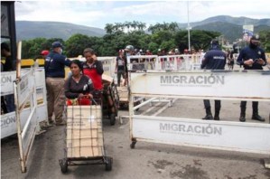 Venezuela, Colombia to increase military presence along shared border