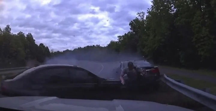 VIDEO: Iba a más de 200 km/h con su BMW en Virginia, cruzó cuatro carriles y casi mata a un policía