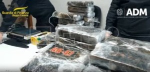 Incautan más de dos mil kilos de cocaína en contenedores procedentes de Ecuador en puerto italiano