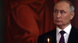 La pena que le dieron a la mujer que profanó la tumba de los padres de Putin