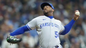 ¡Impresionante! Aroldis Chapman lanzó la recta más rápida en la historia de los Reales de Kansas City (Video)