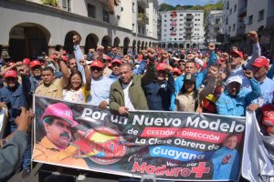 El chavismo también se movilizó este #1May para defender el desastre económico de Maduro