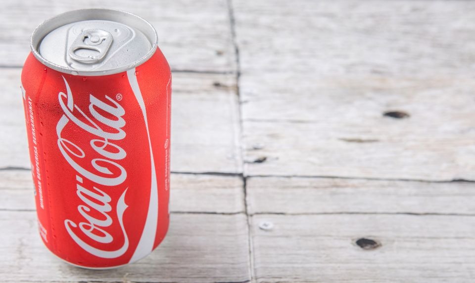 La razón por la que una lata de Coca-Cola fue vendida por más de 300 mil dólares en eBay
