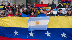 La migración venezolana hacia Argentina persiste a pesar de la reducción de población extranjera