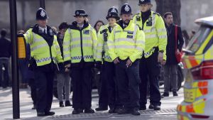 Unos 30 mil policías participarán en la extrema seguridad en Londres ante la coronación de Carlos III