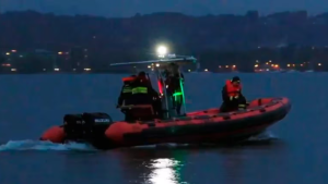 Volcamiento de velero durante una tormenta dejó un muerto en el Lago Mayor de Italia