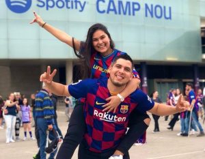 Amor venezolano en el Camp Nou: La propuesta de matrimonio que se hizo VIRAL