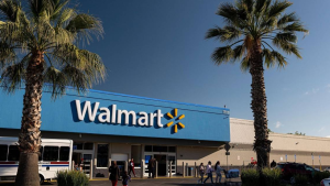 Murió una persona herida durante tiroteo en local de Walmart en Florida