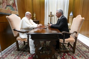 El papa Francisco y Díaz-Canel conversaron durante 40 minutos en el Vaticano