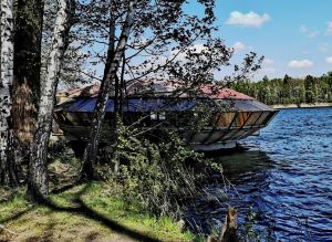 Publican FOTOS de un restaurante Ovni dentro de un lago que muy pocos conocen