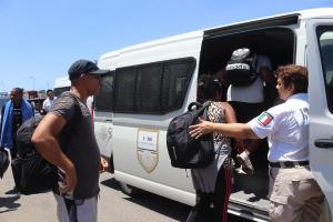 Migrantes venezolanos denuncian deportaciones exprés y malos tratos en frontera sur de México
