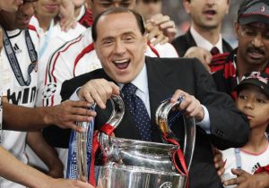 Berlusconi, una vida dedicada también al fútbol