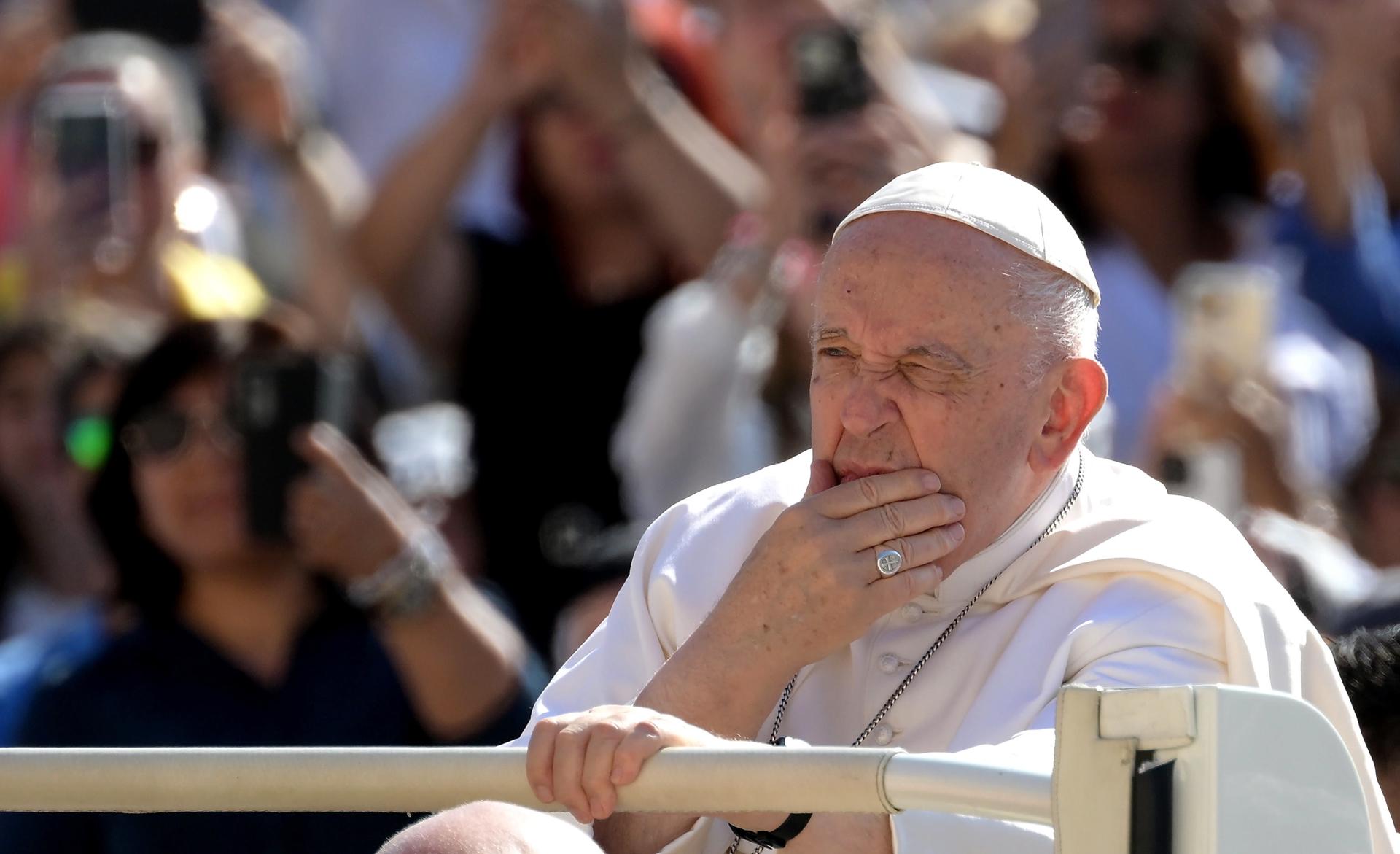 El papa Francisco será operado de urgencia por un riesgo de obstrucción intestinal