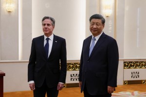 Xi Jinping y Antony Blinken dialogan ya en Pekín para intentar normalizar las relaciones