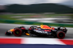 Dominio absoluto de Verstappen: se adueña de la pole en Austria