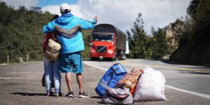 Padres migrantes: La historia de dos venezolanos que sacan a sus hijos adelante en Colombia