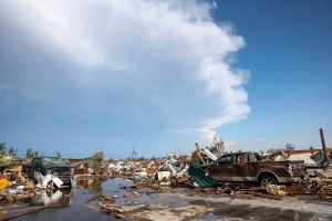 Estragos en Oklahoma: Tornados desataron la furia de la naturaleza y causaron cuantiosos daños (VIDEO)