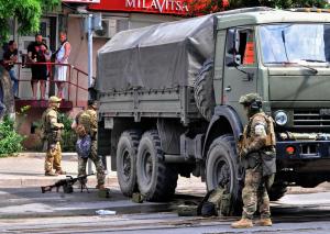 EEUU descarta enviar tropas para combatir en Ucrania tras los comentarios de Macron