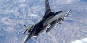 Soldados de F-16 vieron desplomarse al piloto del avión antes del siniestro en Washignton