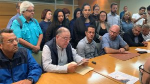UNT formaliza su inscripción en la elección primaria y postula a José Hernández como candidato