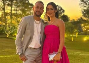 Entre rumores de infidelidad, Neymar y su novia revelaron el sexo de su bebé