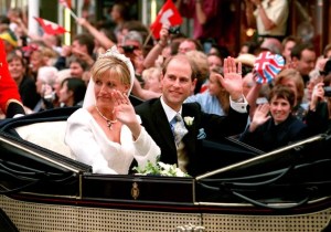Eduardo y Sophie: la pareja más disciplinada de la realeza británica, que sorteó un escándalo antes de su boda