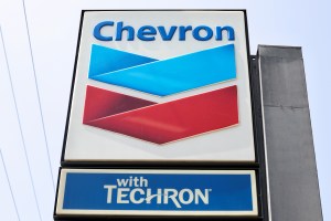 Pdvsa y Chevron solicitaron prórroga de 15 años para operar dos empresas mixtas