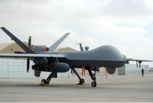 Dron militar controlado por inteligencia artificial “mató” a su operador humano en una prueba simulada
