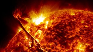 Un evento solar “terminator” dispara el pico de tormentas geomagnéticas y auroras boreales insólitas