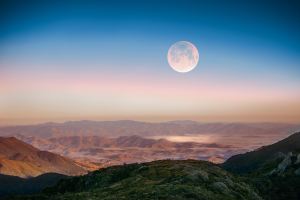 Luna llena en Sagitario de junio 2023: cómo afecta a cada signo y sus emociones