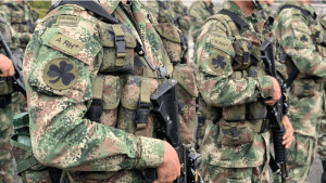Militar se quitó la vida y otro murió por un disparo accidental en Colombia