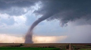 VIDEO: Así un devastador tornado se llevó todo a su paso en Ohio