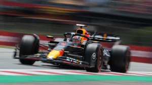 Verstappen la “lleva robada”: saldrá primero en Montmeló tras impresionante “pole”