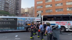 VIDEO: Colisión entre dos autobuses causó terrible accidente en Manhattan que dejó 81 heridos