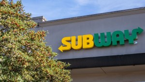 El insólito reto de Subway para ganar sándwiches gratis de por vida