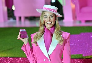 La alucinante fortuna que ganará Margot Robbie por la taquilla de “Barbie”