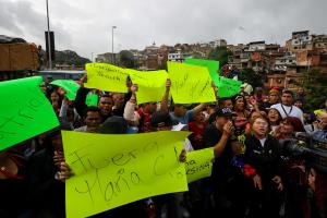 Saboteadores chavistas intentaron boicotear visita de María Corina Machado a Petare este #15Jul (IMÁGENES)