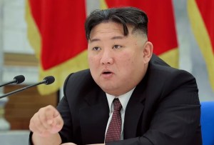 Kim Jong-un amenazó con responder con armas nucleares al despliegue de un submarino de EEUU en Corea del Sur