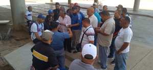 Pdvsa e Inverazulca “se pelotean” los pagos pendientes de trabajadores petroleros en Paraguaná