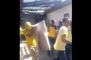 Filtran VIDEO del momento exacto cuando los cuatro funcionarios de la PNB son tomados como rehenes