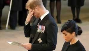 Nueva polémica: Harry y Meghan pidieron volar en el Air Force One con Biden tras el funeral de Isabel II