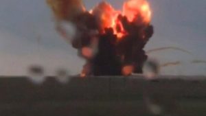 VIDEO: El día que un cohete ruso se dio vuelta en el aire y voló en dirección al suelo