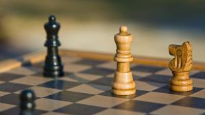 Un ruso agrede a tres personas con un tablero de ajedrez durante un torneo